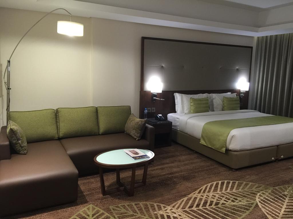 Ramee Rose Hotel Manama Exteriör bild