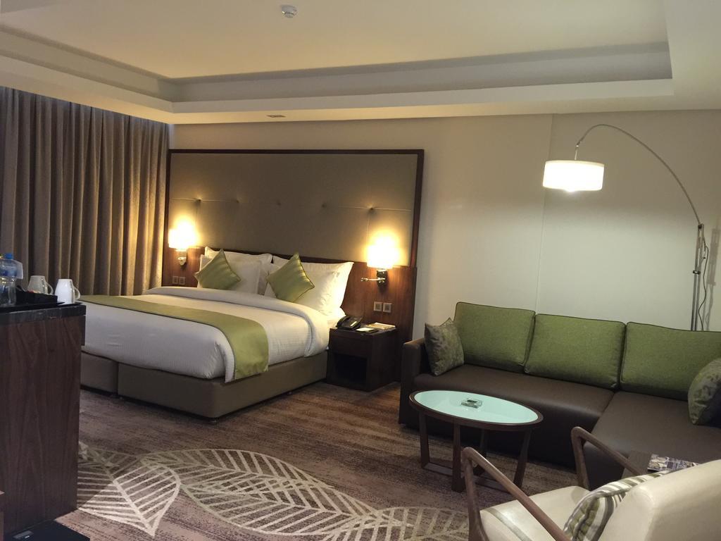 Ramee Rose Hotel Manama Exteriör bild