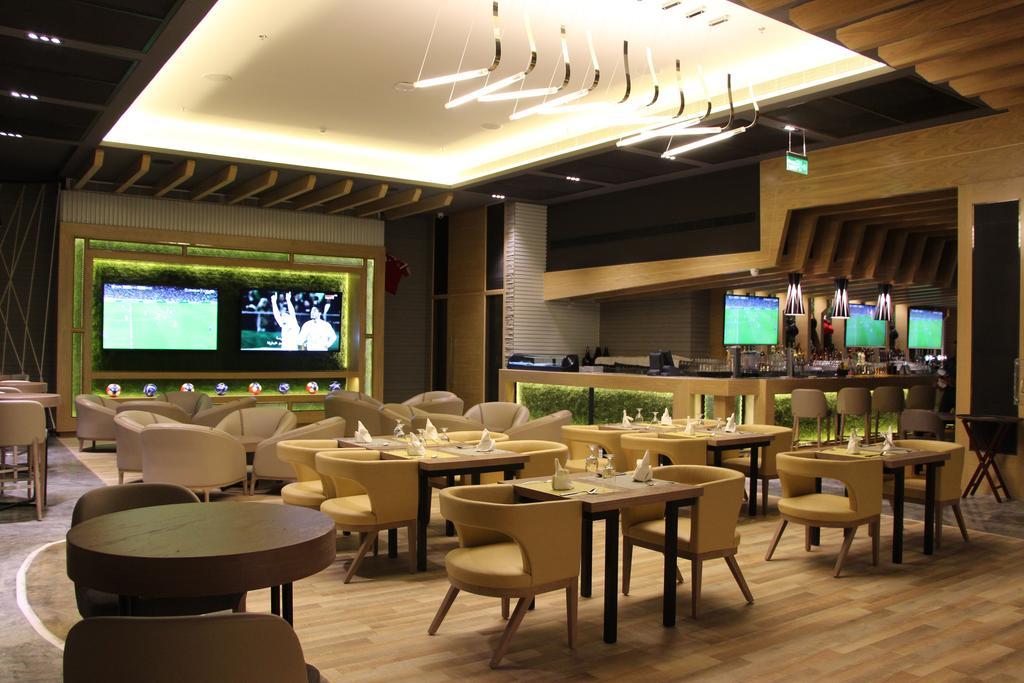 Ramee Rose Hotel Manama Exteriör bild