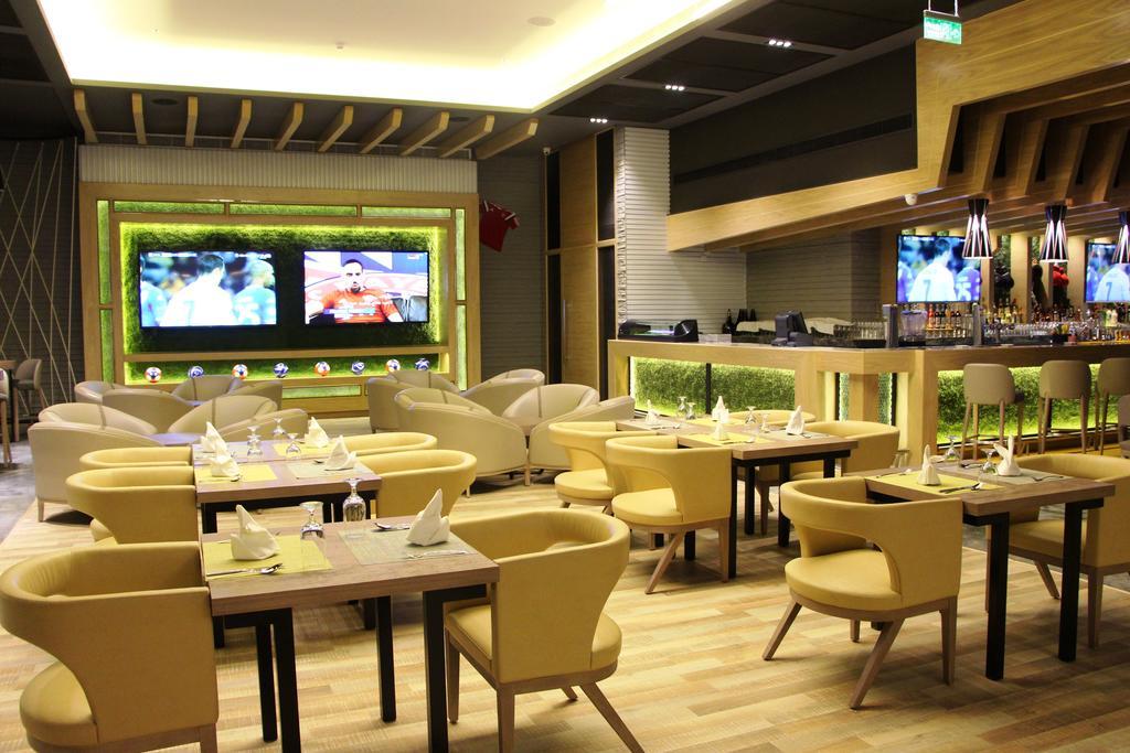 Ramee Rose Hotel Manama Exteriör bild