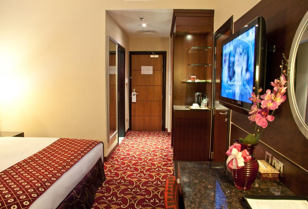Ramee Rose Hotel Manama Exteriör bild