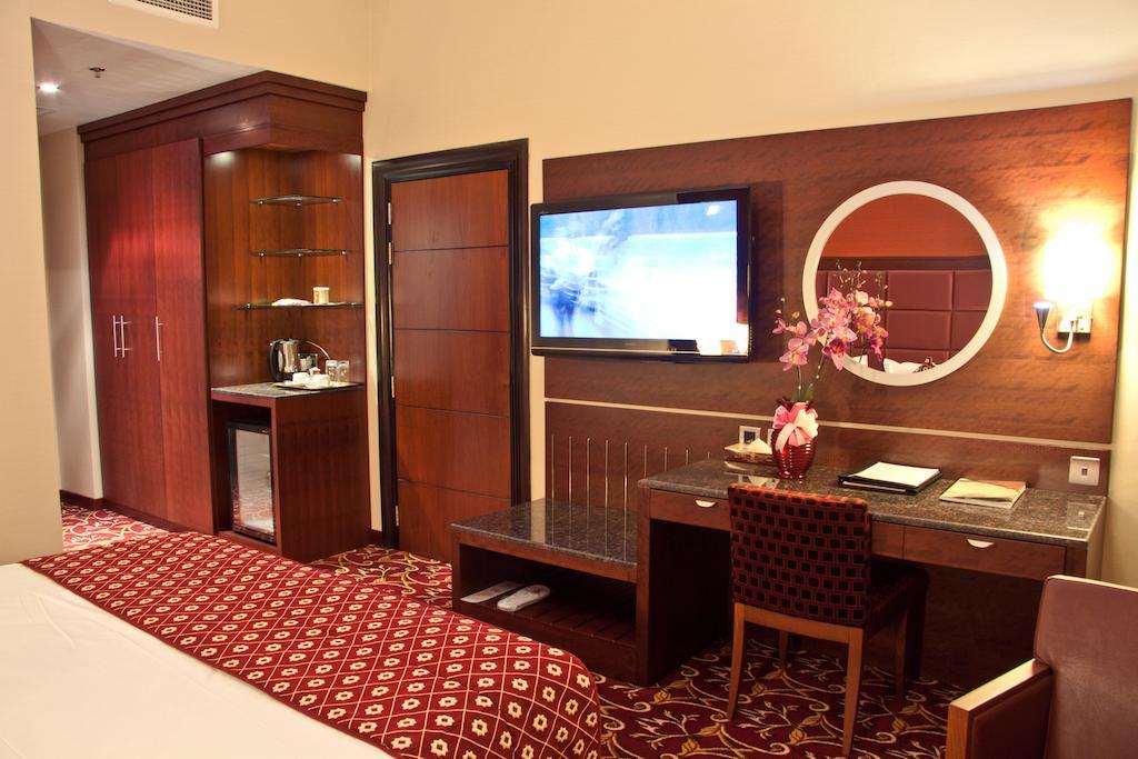 Ramee Rose Hotel Manama Exteriör bild