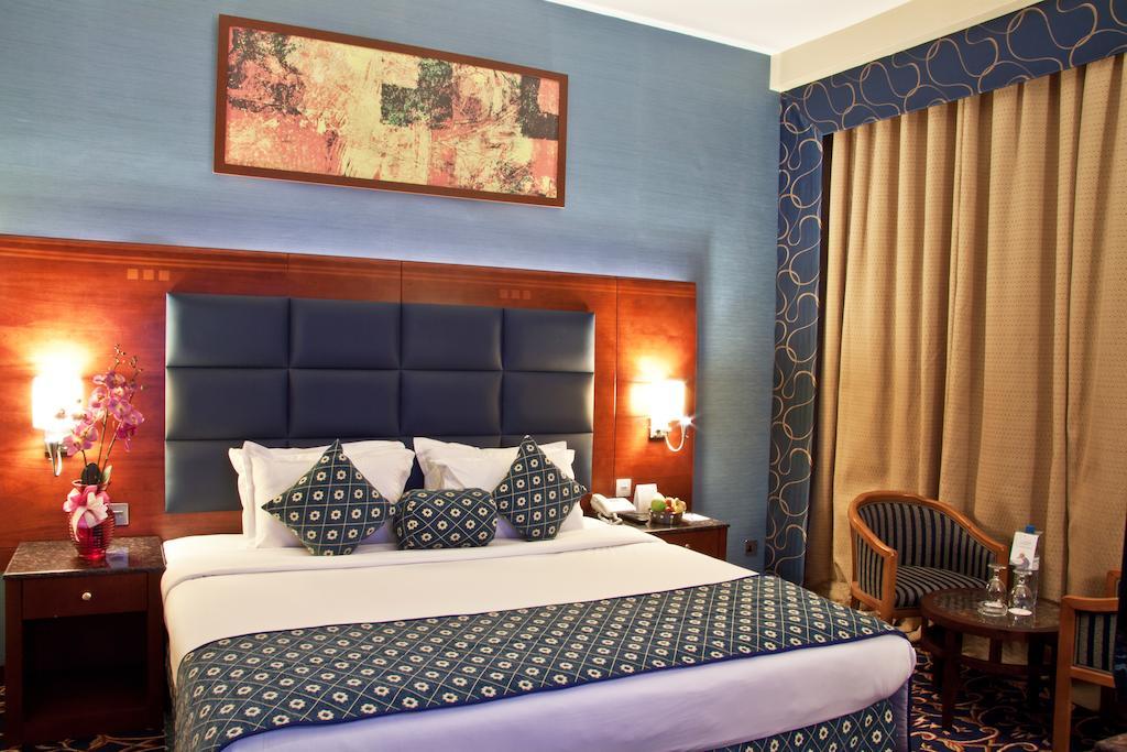 Ramee Rose Hotel Manama Exteriör bild